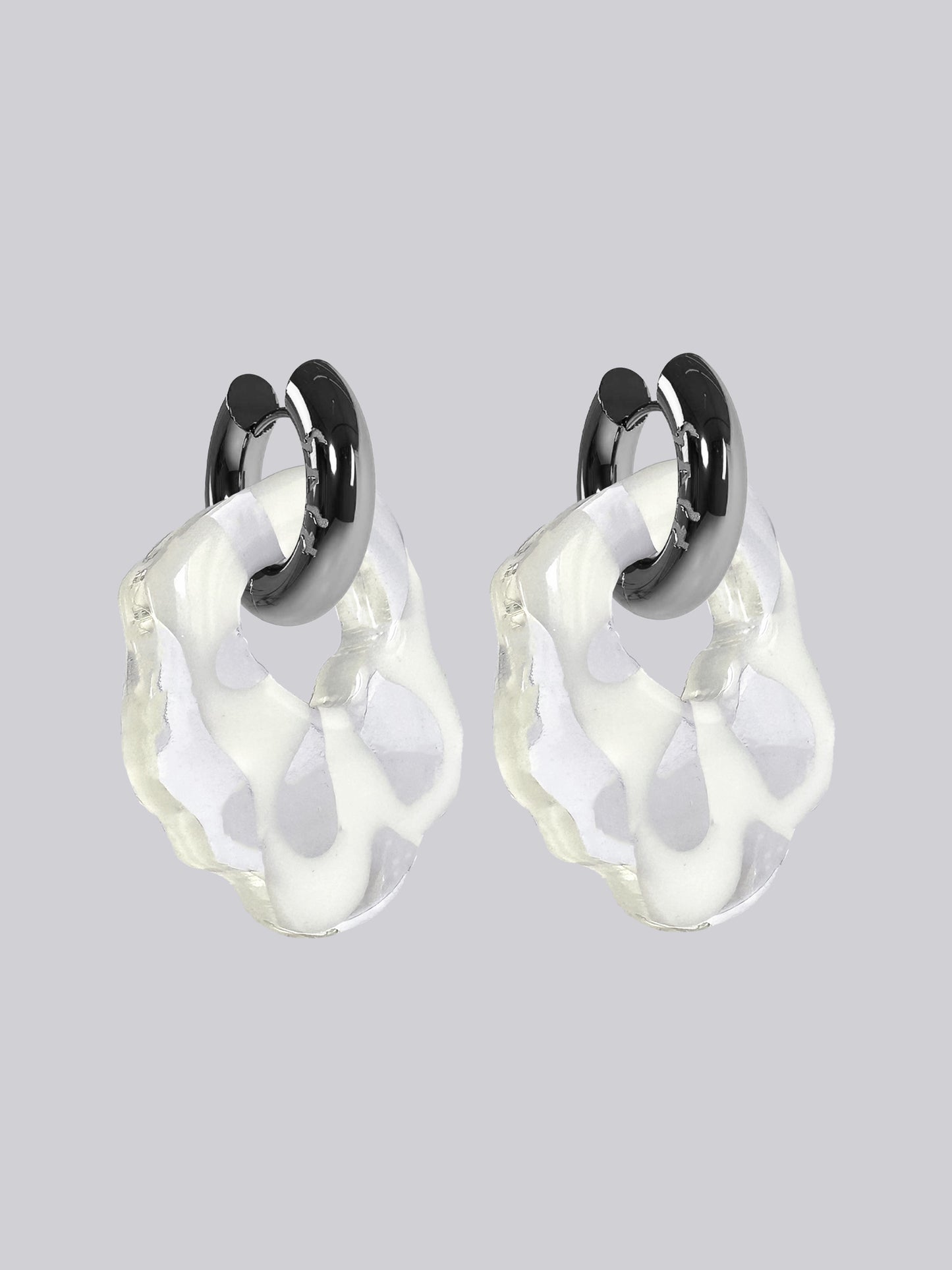 Abe FLWR whi silver earring (pair)