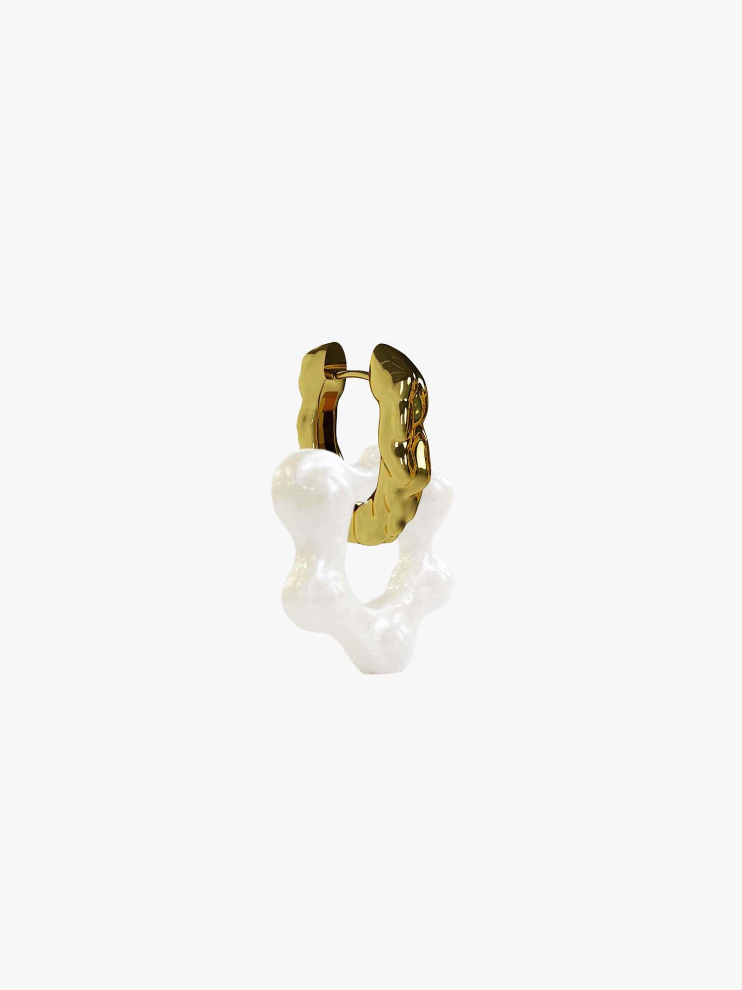 Oyo Nus pearl gold earring (pair)