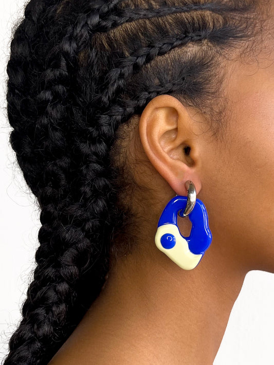 Yin Yang sage blue silver earring (pair)